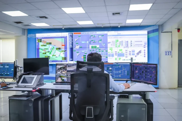 CenturyPly Cuts IT Workload by 30% With ManageEngine Solutions