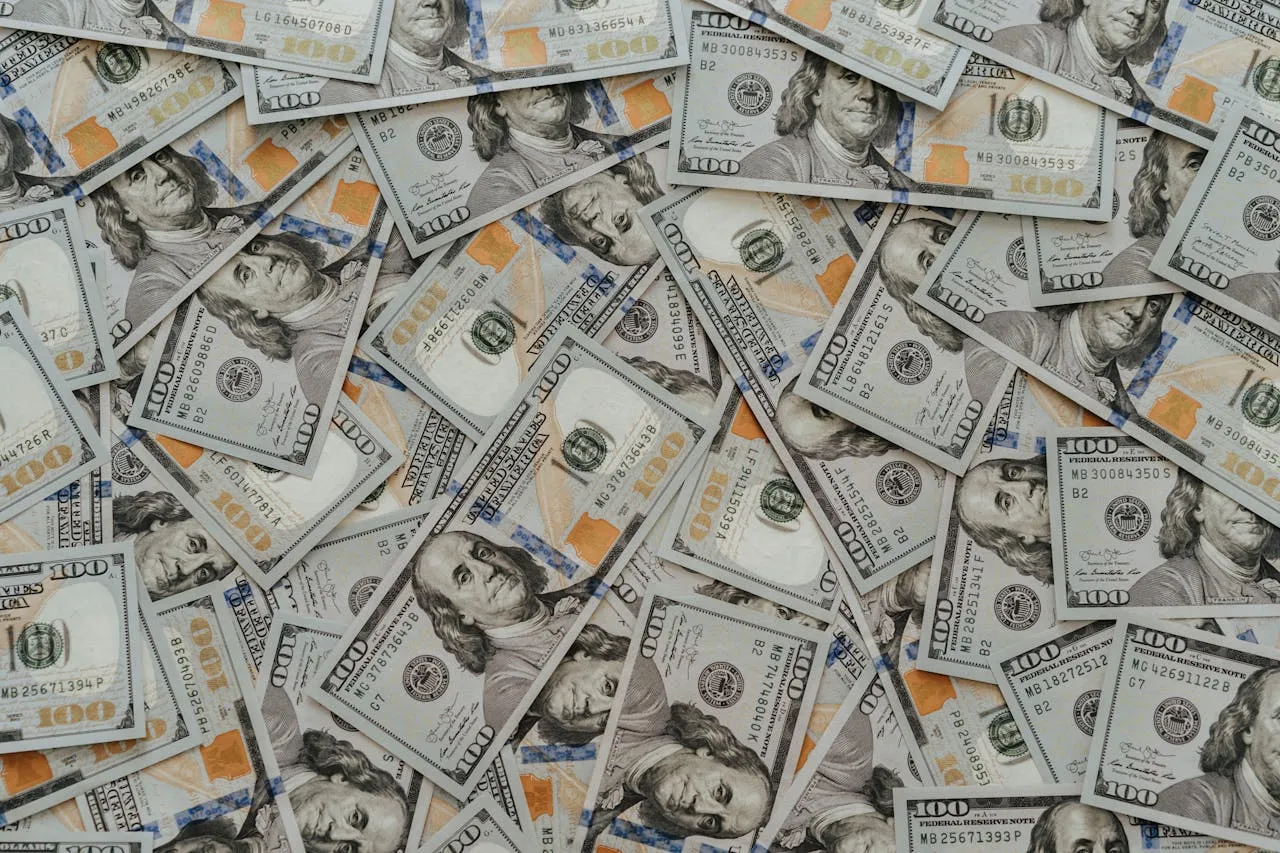 Mercury Secures $200M Series D at $5.2B Valuation