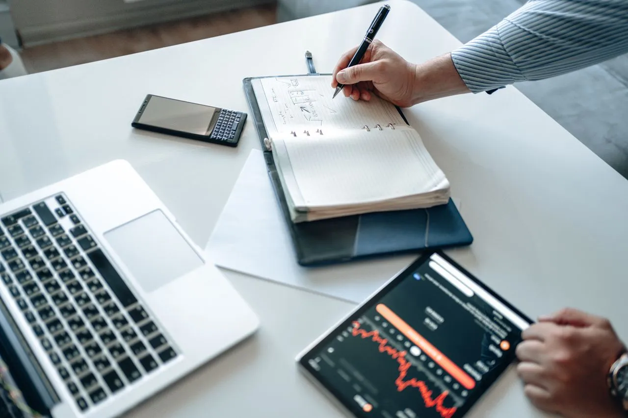 Intuit Hosts Investor Day and Reaffirms Q1 and Fiscal 2027 Guidance